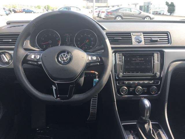 Volkswagen Passat 2017 photo 10